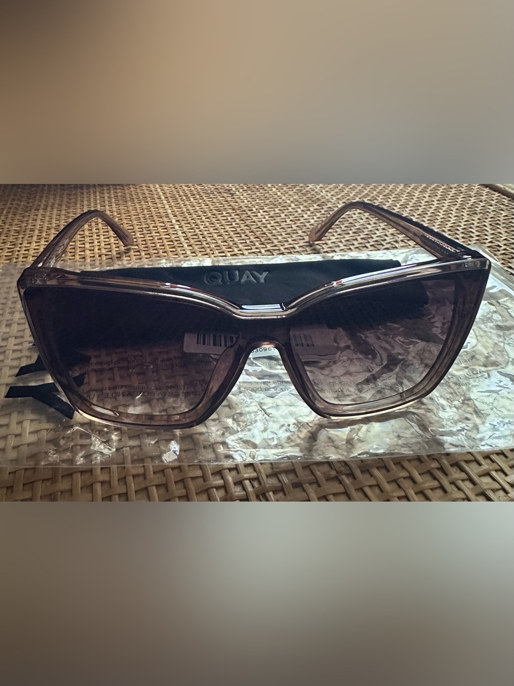 Quay Oversized Square Confidential Sunglasses in Smoke Doe Brown NWT✨ - Picture 7 of 8